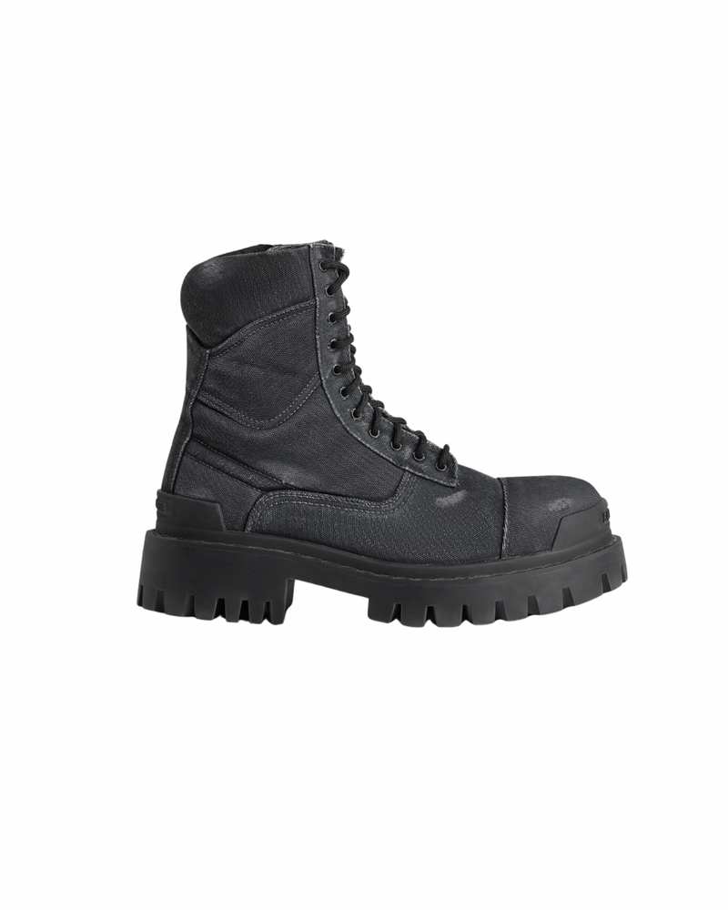 Balenciaga strike boots